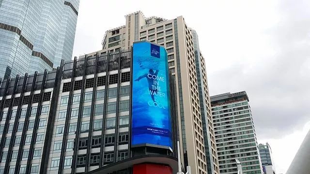 尖角过渡LED显示屏发明专利 实现转角屏技术