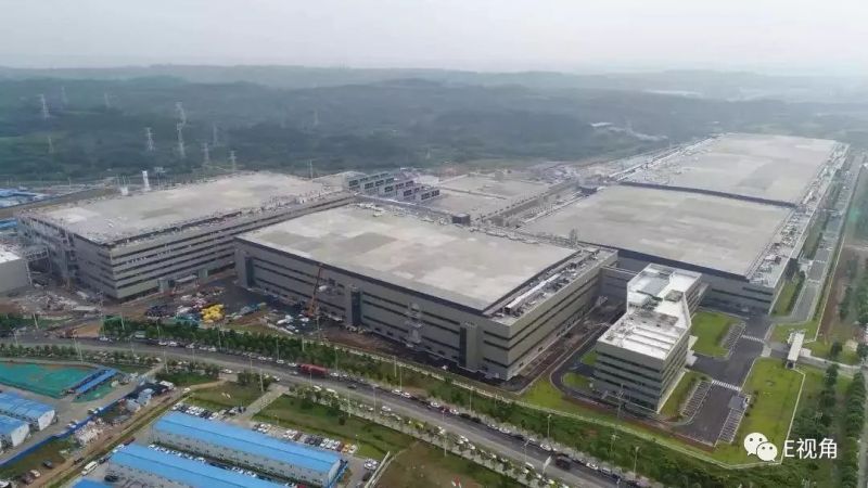 备战折叠屏    京东方绵阳柔性产线明年满产