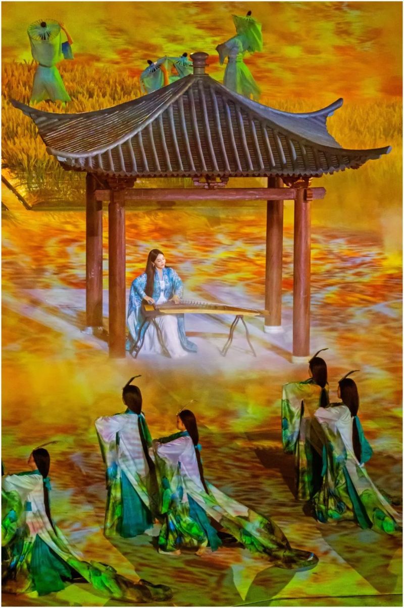 主创团队揭秘军运会开幕式演出背后的“光影故事”