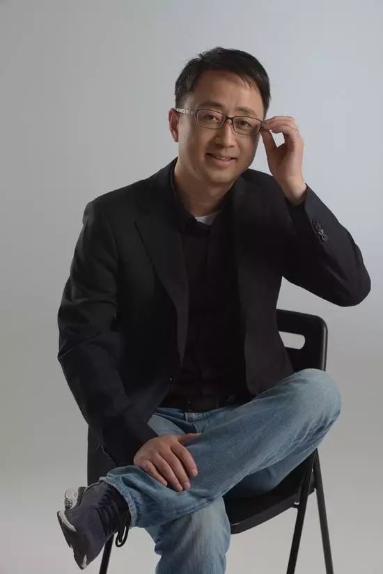 吴世敏卸任黑鲨科技CEO，雷军：黑鲨加油！