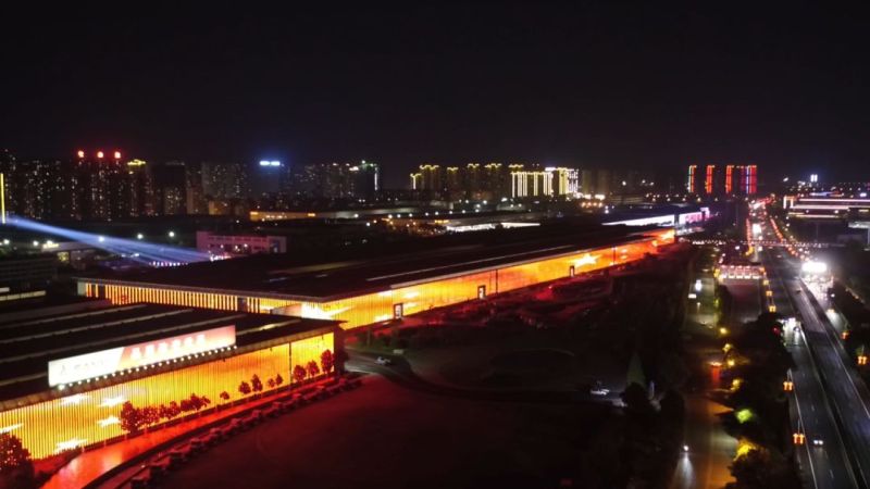 【国庆70周年利亚德巨献】为你欢呼，为你自豪