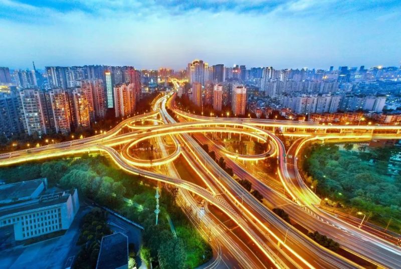 【国庆70周年利亚德巨献】为你欢呼，为你自豪