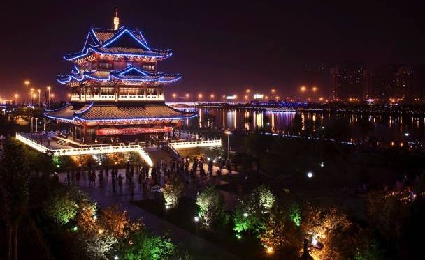 山西亮起来！流光溢彩迎“二青会”