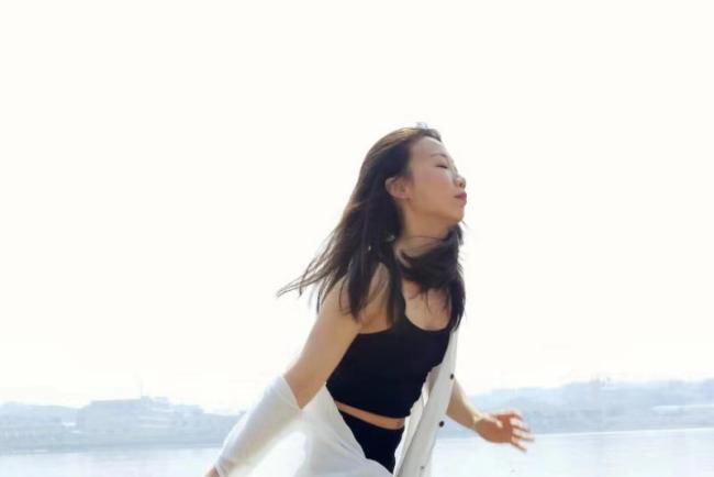 “艺”家 | 黄则玄：法兰西中国玫瑰的向“光”之路