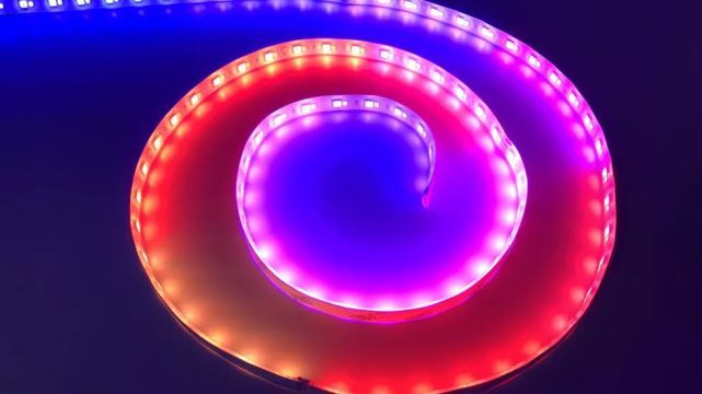 市面上优质智能灯泡及配件一览