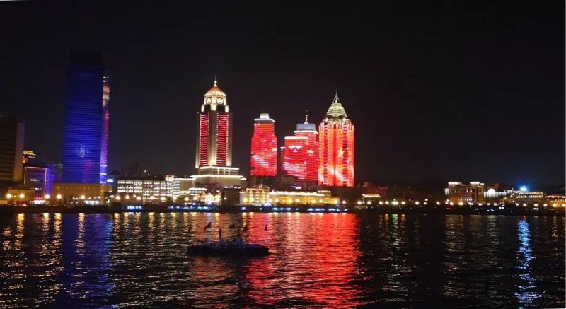 【国庆70周年利亚德巨献】为你欢呼，为你自豪