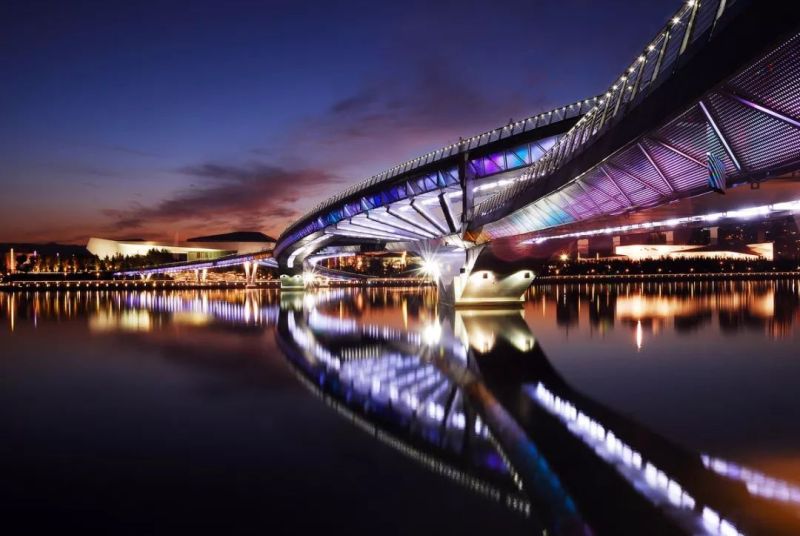 山西亮起来！流光溢彩迎“二青会”