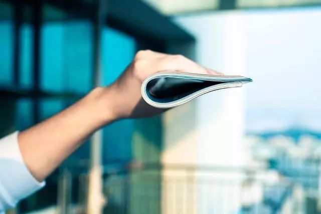 研发一台AMOLED折叠产品到底有多难？