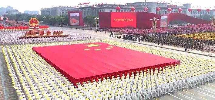 国庆70周年上的中国芯、中国屏