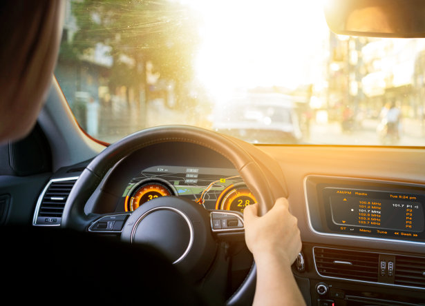 欧司朗新款环境光传感器为车载显示器提供日间与夜间最理想的亮度