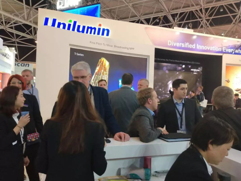 洲明科技4K Mini-LED0.9显示屏亮相ISE展， 或引领行业进入Mini-LED量产时代