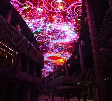 COB全天候通透屏在商业显示中的场景应用