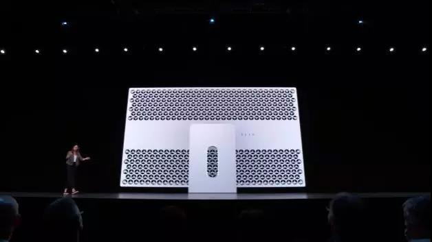 苹果发布32英寸类Mini LED背光显示器：6K分辨率，对比度1000000：1