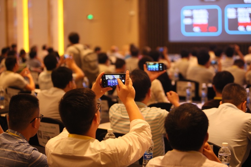 行家Talk 2019 | 进击的LED先进照明和新型显示技术！