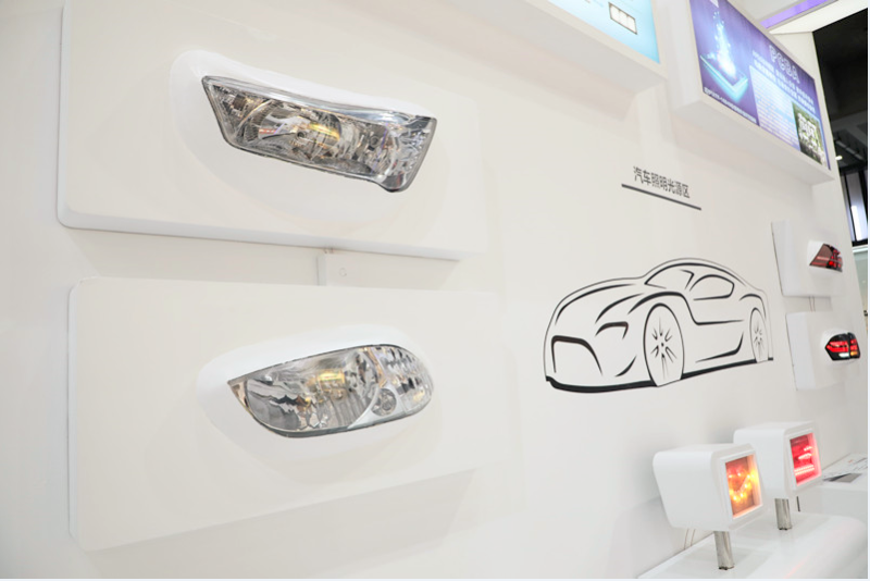 别挤啦，晶科同学的展台要被挤爆啦