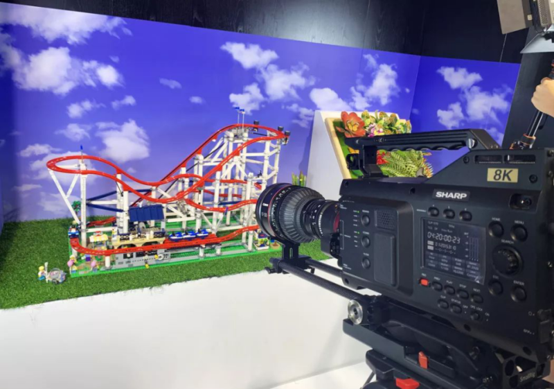 夏普展示120英寸AM Mini LED QD 8K电视