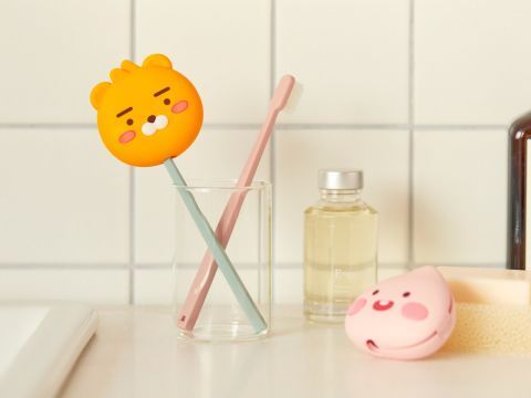 韩企Kakao Friends推出版UV LED牙刷消毒器