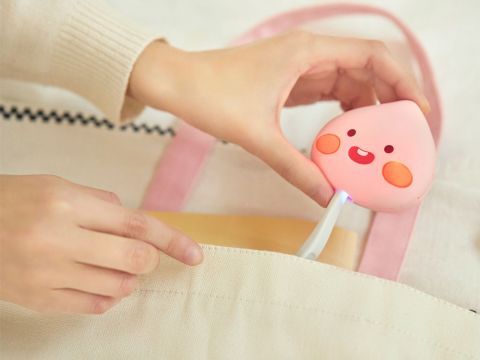 韩企Kakao Friends推出版UV LED牙刷消毒器