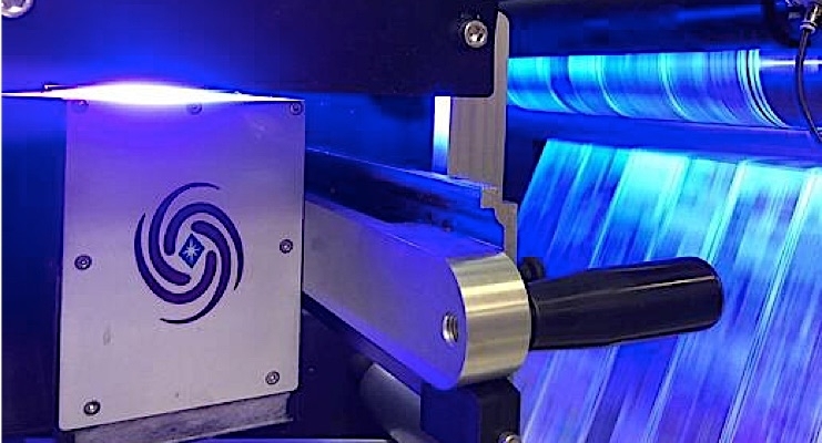 生产速度比UV汞灯高一倍，Phoseon Technology联手Cyngient开发了更高效的UV LED 固化系统粘合技术
