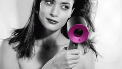 戴森又发布了一款灯，能根据人的年龄调光！？ 