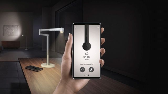 戴森又发布了一款灯，能根据人的年龄调光！？ 