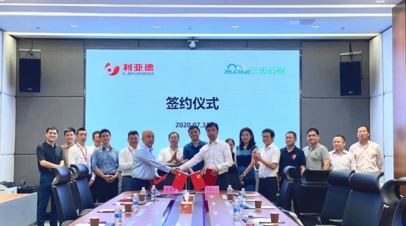 利亚德25年25件大事