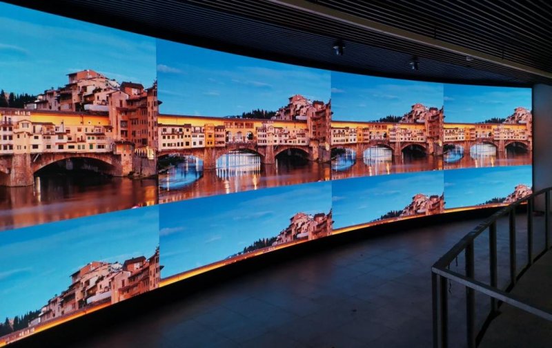 雷曼光电携LEDHUB亮相2020新时代智慧教育论坛