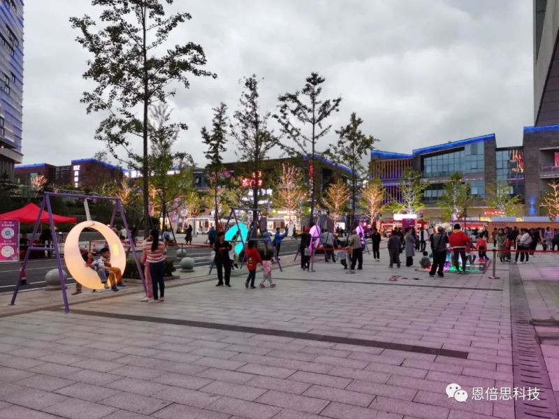 恩倍思以科技助力遵义新城 亮化绽放灯光节