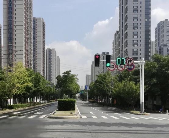 成都新机场上演灯光秀、智慧信号灯落地南京、浩洋股份获INTERTEK颁发全球首张商用UV杀菌灯ETL证书