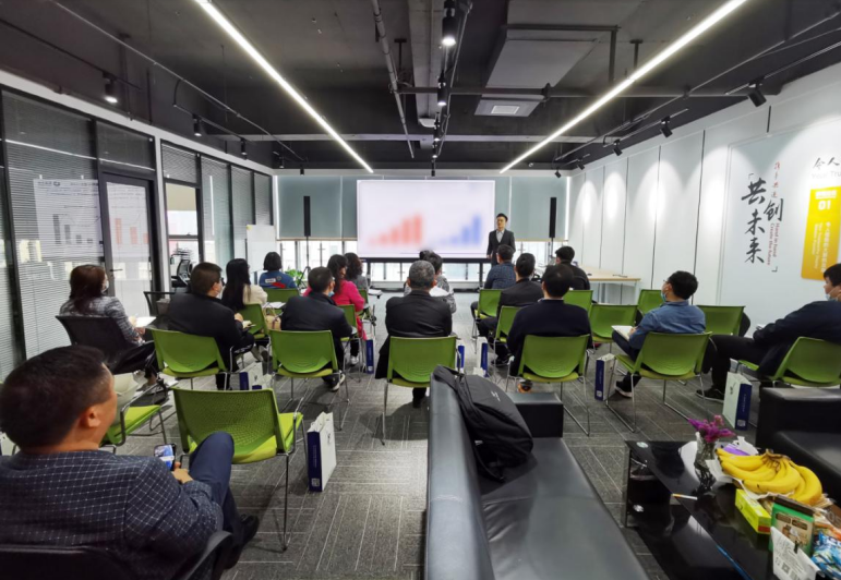 向阳而生·蓄势赋能丨联电商学院“销售铁军训练营”首期会师