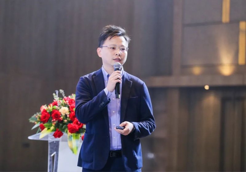 蓝普视讯“全倒装共阴COB显示屏”新品，获中科院院士业内首赞！