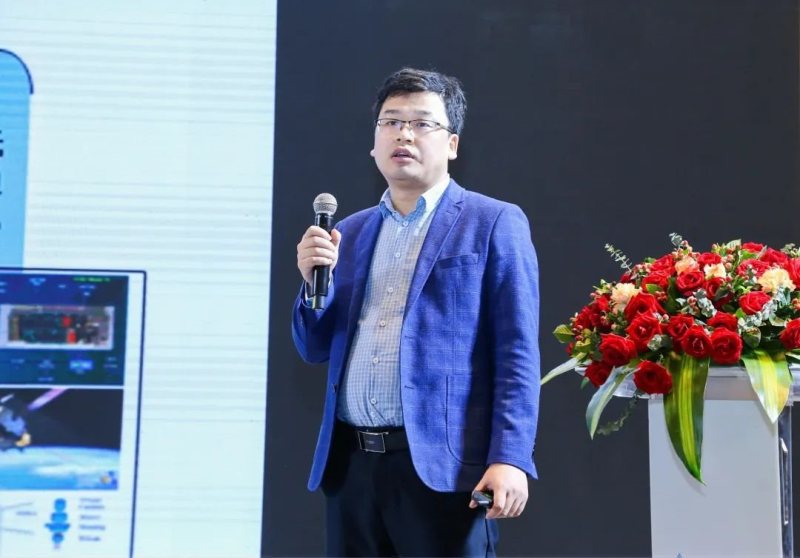 蓝普视讯“全倒装共阴COB显示屏”新品，获中科院院士业内首赞！