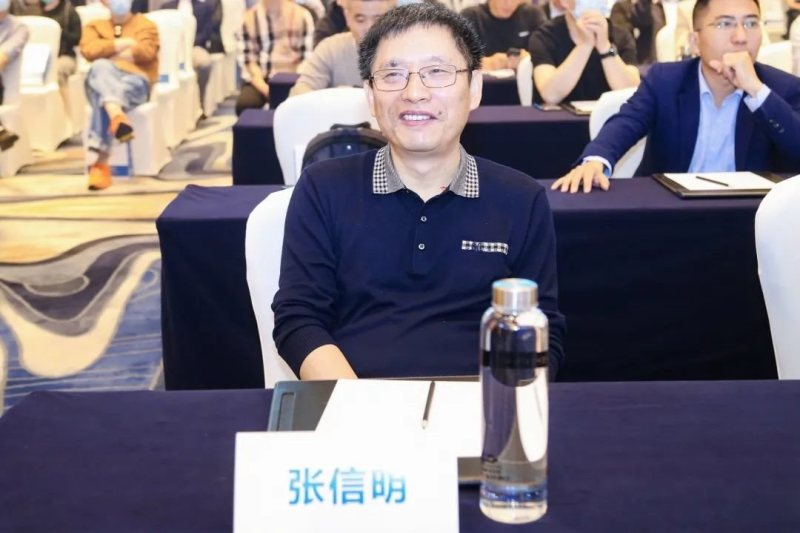 蓝普视讯“全倒装共阴COB显示屏”新品，获中科院院士业内首赞！