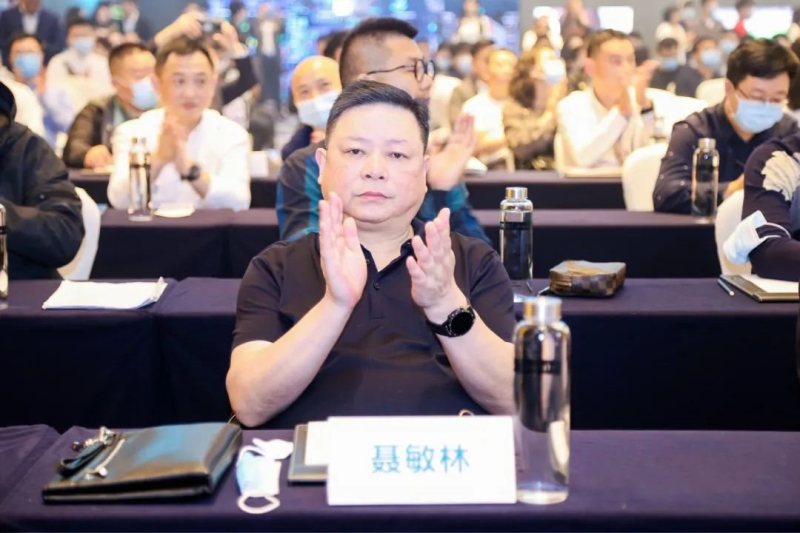 蓝普视讯“全倒装共阴COB显示屏”新品，获中科院院士业内首赞！