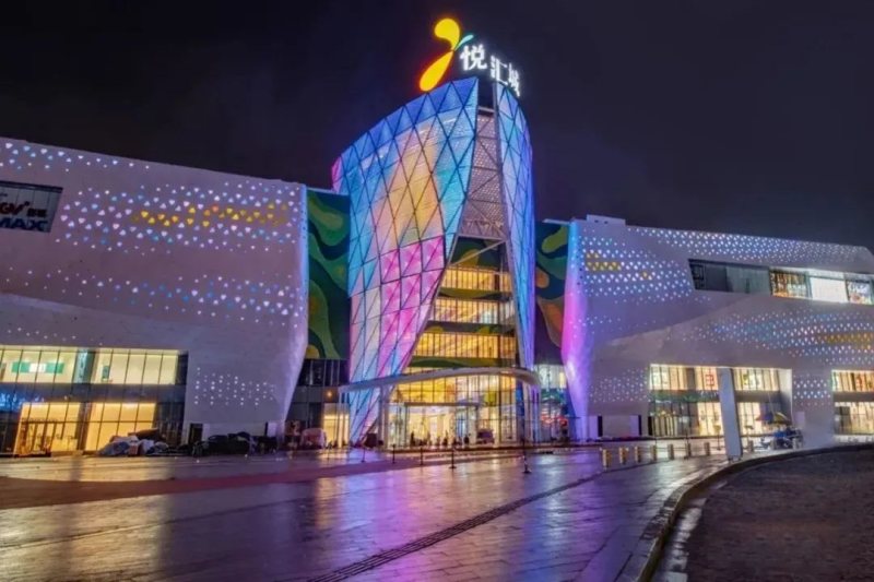 洲明透明屏×新商业综合体 | 打造有心有趣有场景的沉浸式消费环境