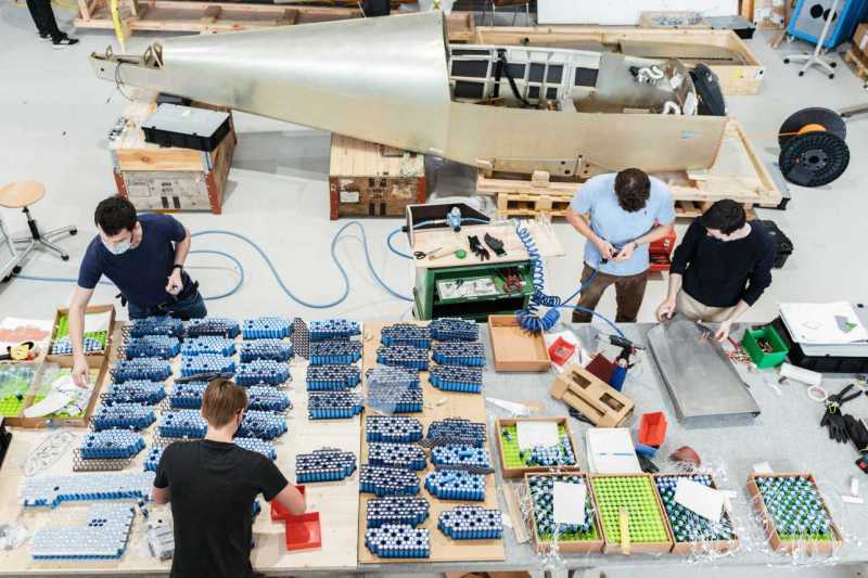 苏黎世碳化硅飞机成功起飞