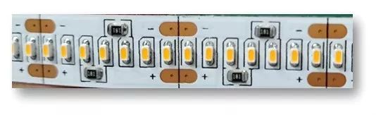 鸿利智汇推180°裸眼无光斑柔性灯带
