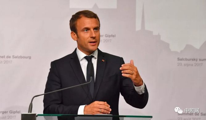 浴火重生！巴黎圣母院恢复夜间照明