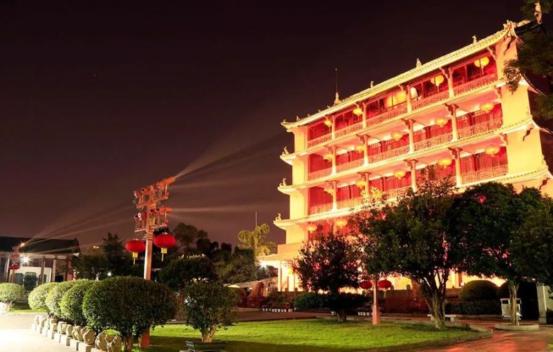 古建亮化利器|雅江光电远距离精准切割投光技术