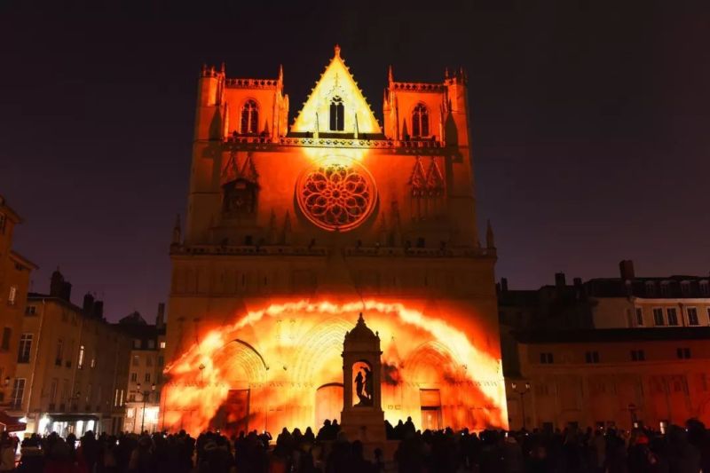 今年的里昂灯光节，创意作品有点多