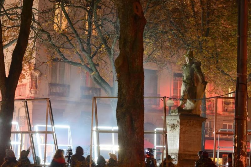 今年的里昂灯光节，创意作品有点多