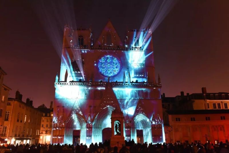 今年的里昂灯光节，创意作品有点多